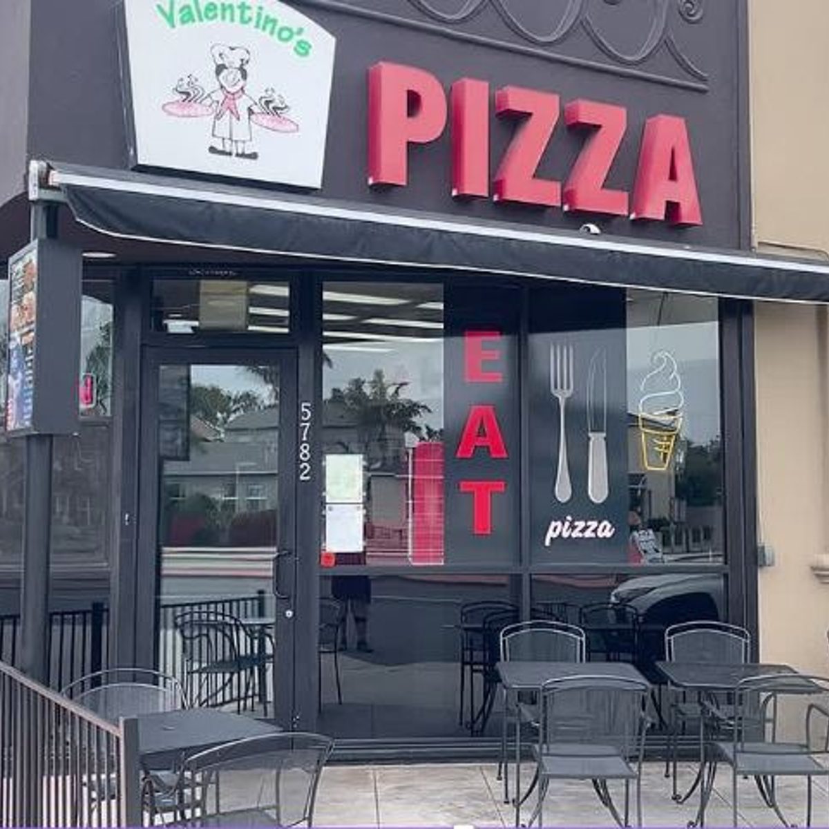 Welcome to Valentino's Pizza Naples