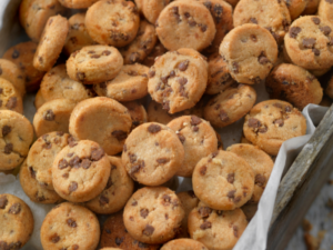 Famous-Amos-Cookies Famous Amos Cookies
