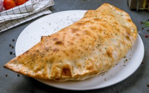 Pizza Calzone Calzone